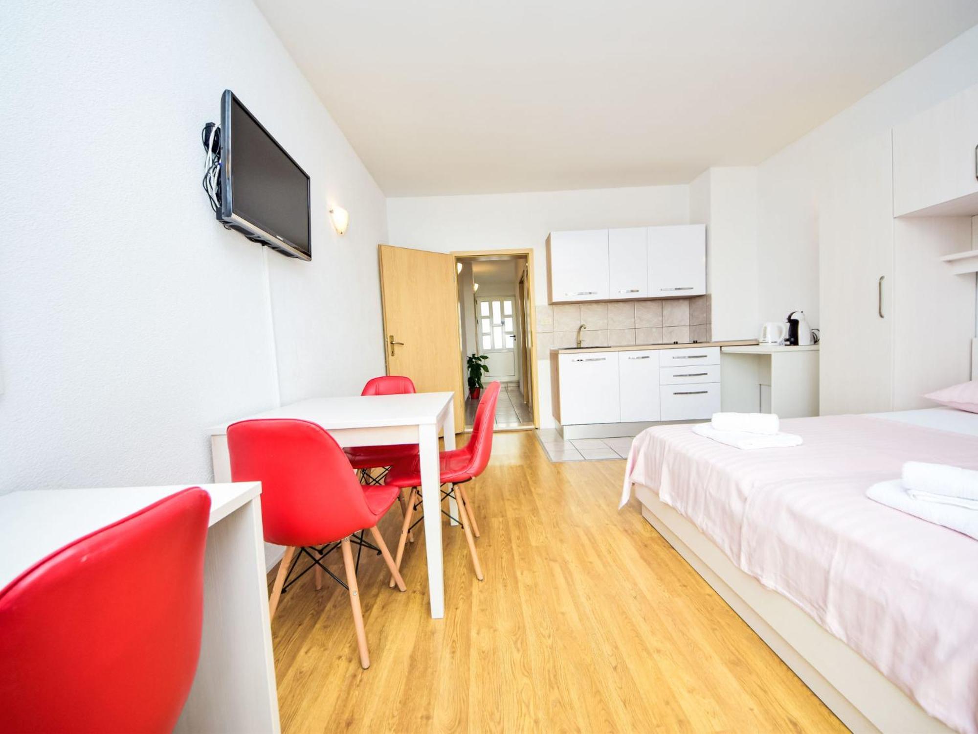 Apartment Mira-1 By Interhome Makarska Dış mekan fotoğraf